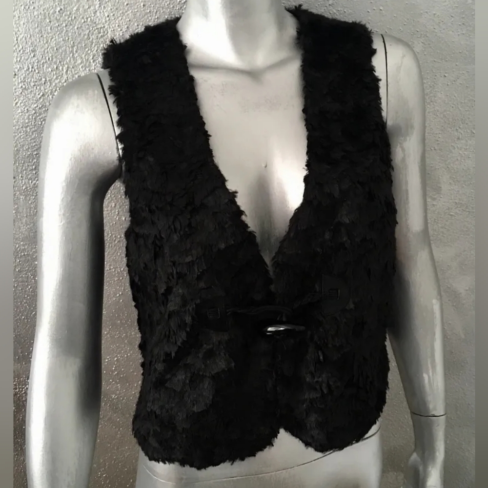 TRINA TURK Black Lamb Faux Fur Vest Size 2